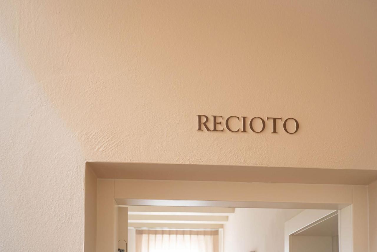 Calcirelli Suites ヴェローナ エクステリア 写真