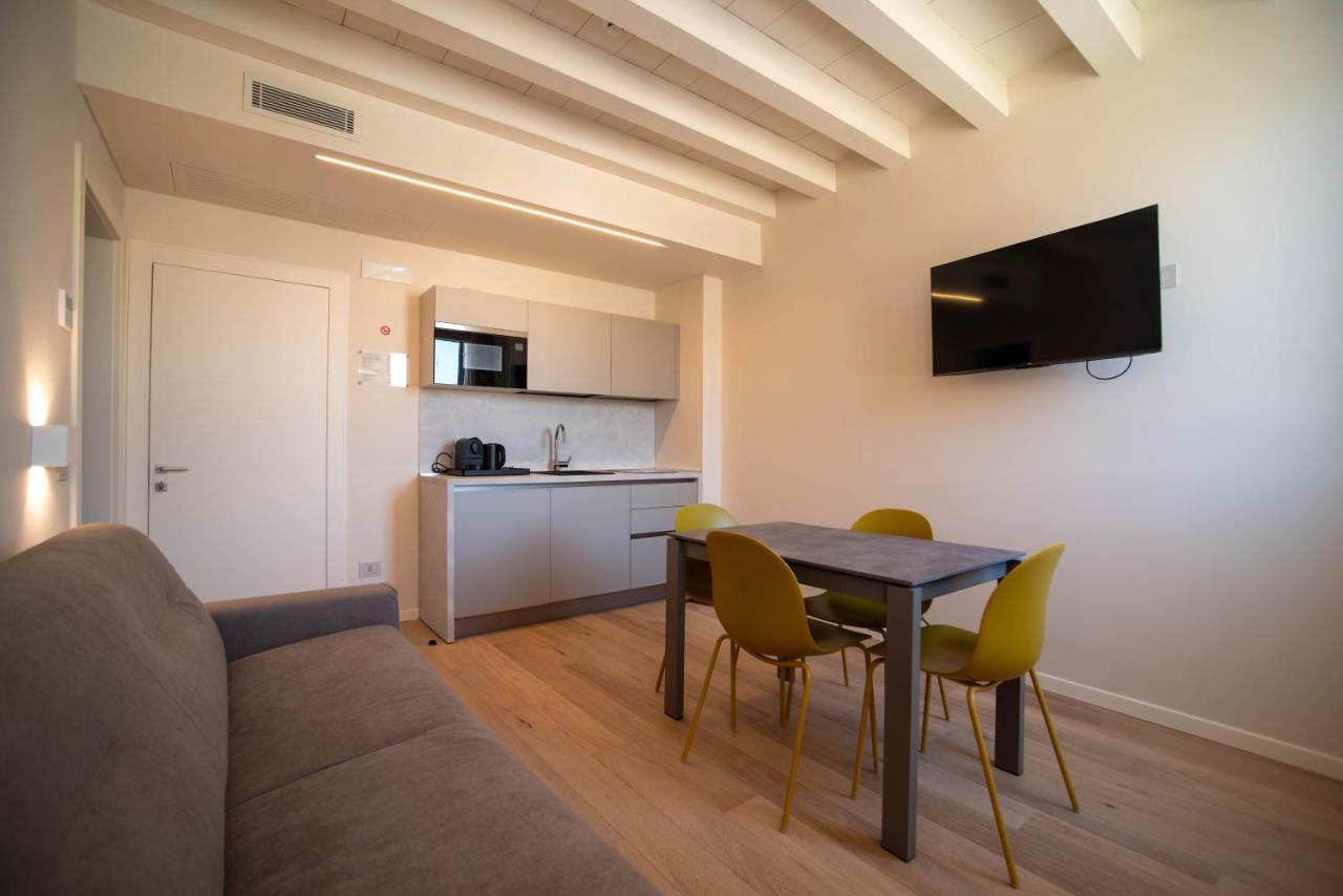 Calcirelli Suites ヴェローナ エクステリア 写真